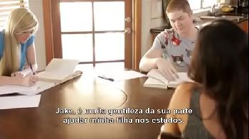 Vídeo pornô legendado em português Jake estudando na casa da amiga gostosa ménage 