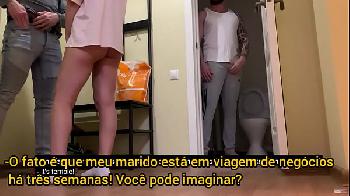 corno manso assistindo a esposa fodendo com outro sexo legendado