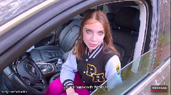 Imagem do video sexo com a novinha de 18 anos no carro pornô legendado em inglês 